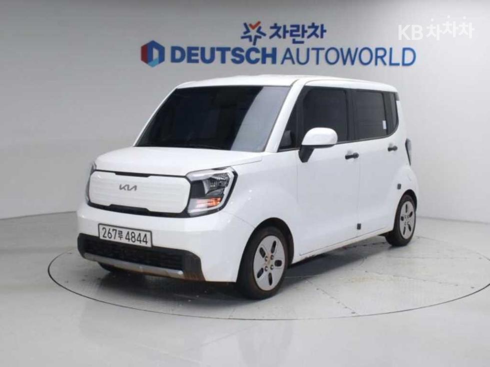 2023 - kia kia