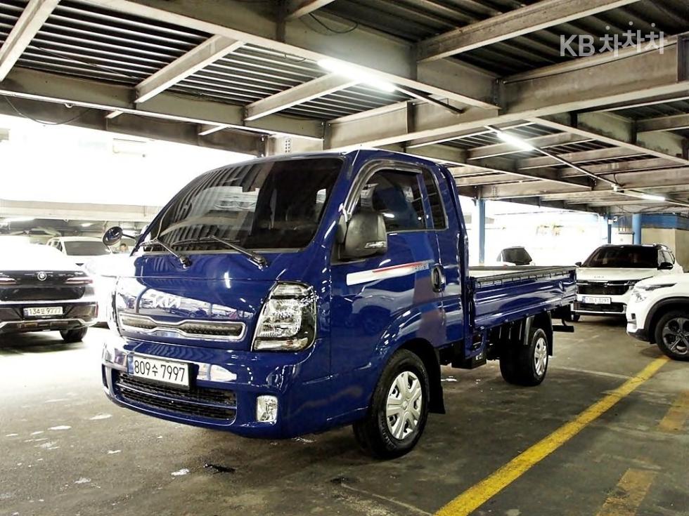 2023 - kia bongo iii