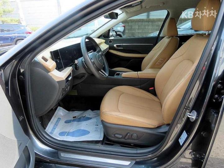 Hyundai Sonata The Edge Hybrid DN8 2.0 HEV Inspiration 6