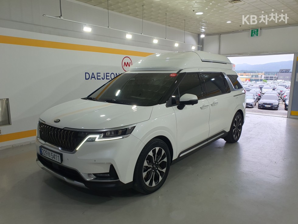 2021 - kia carnival