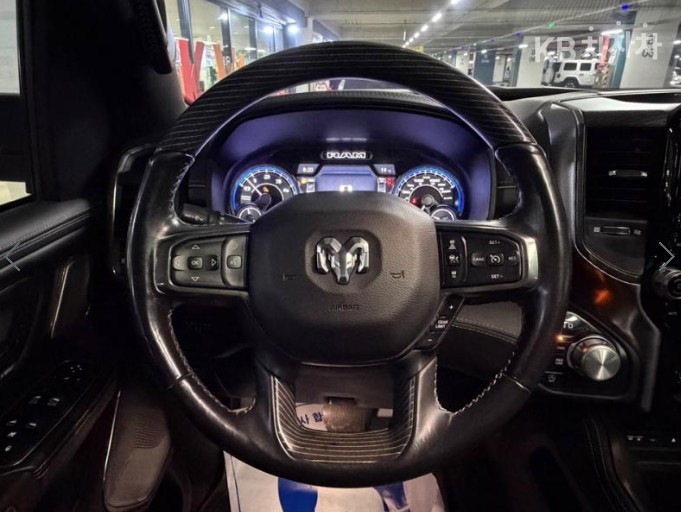 2018 Dodge Used Car photo