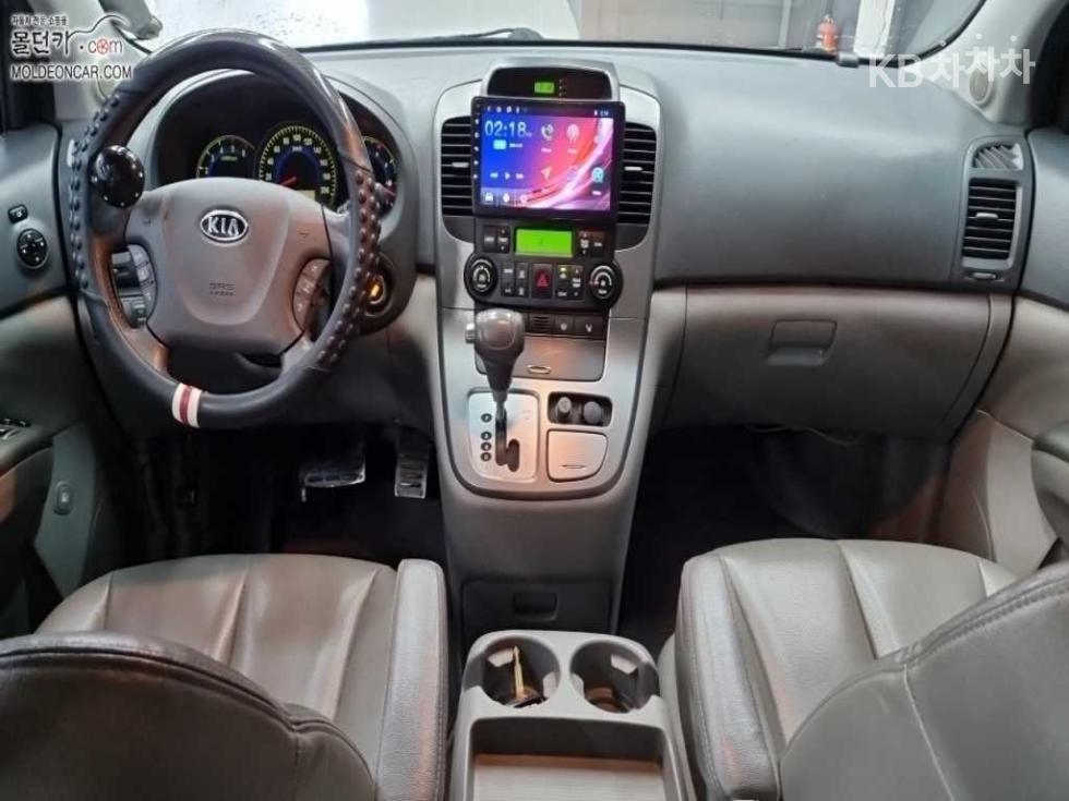 2009 - kia grand carnival