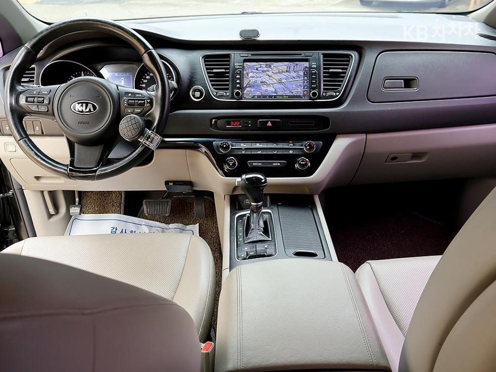 2015 - kia carnival