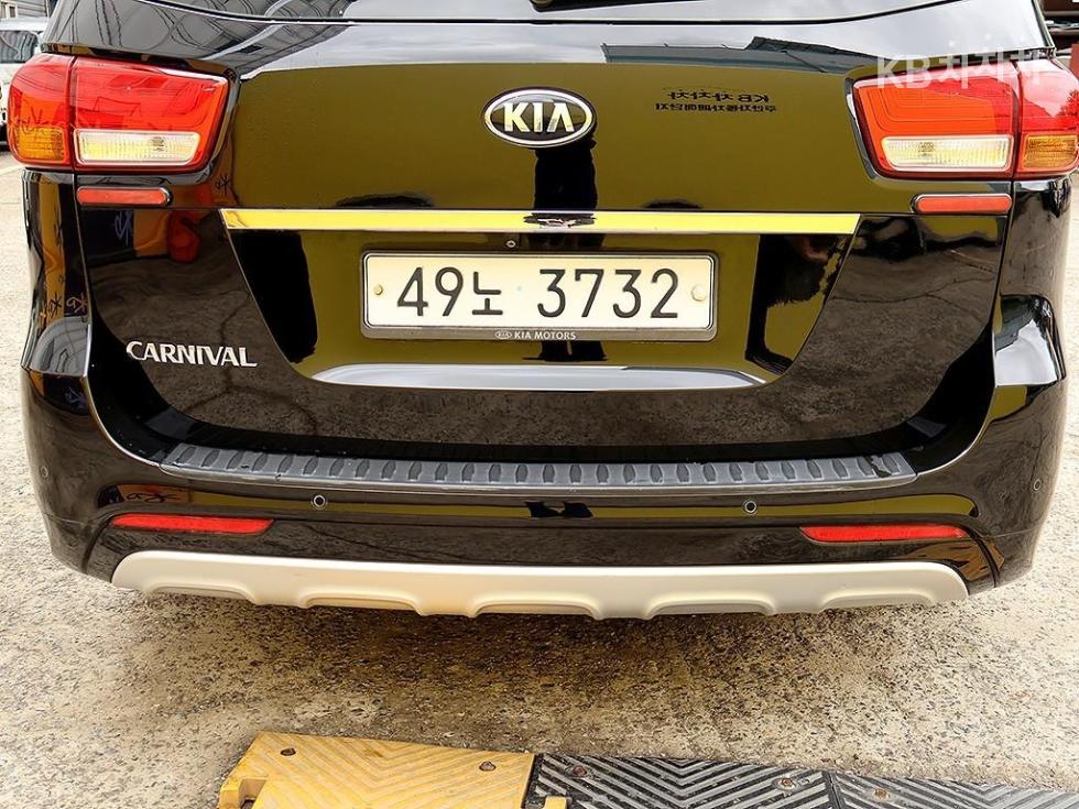 2015 - kia carnival