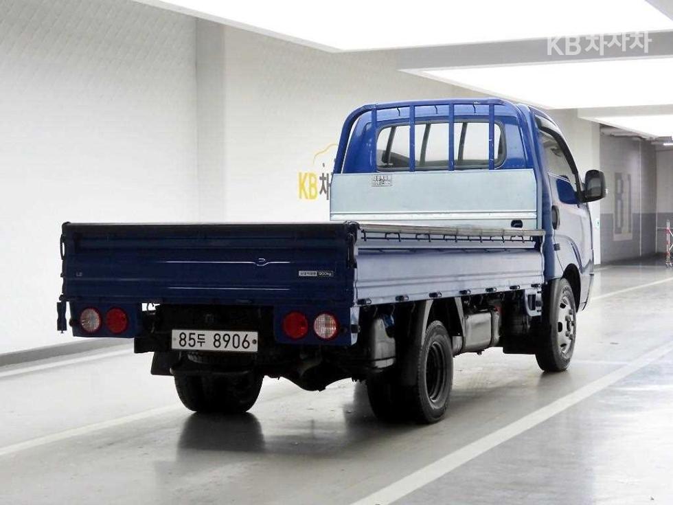 2022 - kia bongo iii