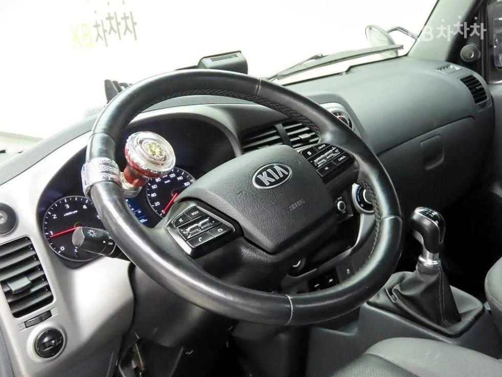 2022 - kia bongo iii