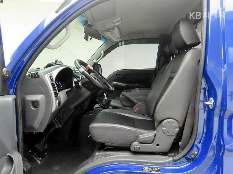 2022 - kia bongo iii