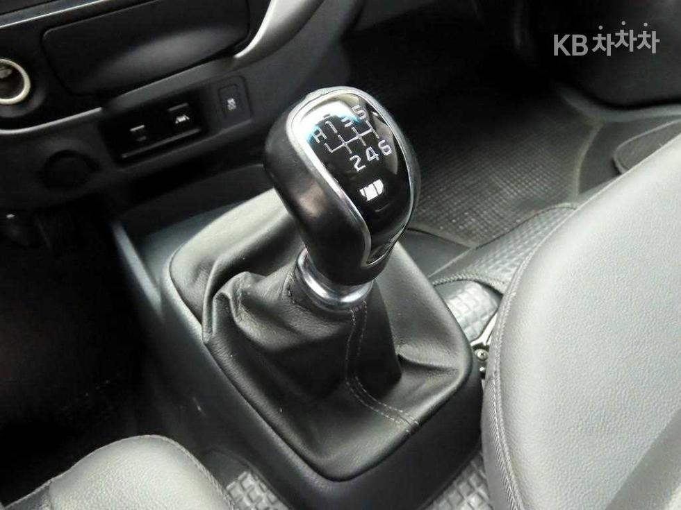 2022 - kia bongo iii