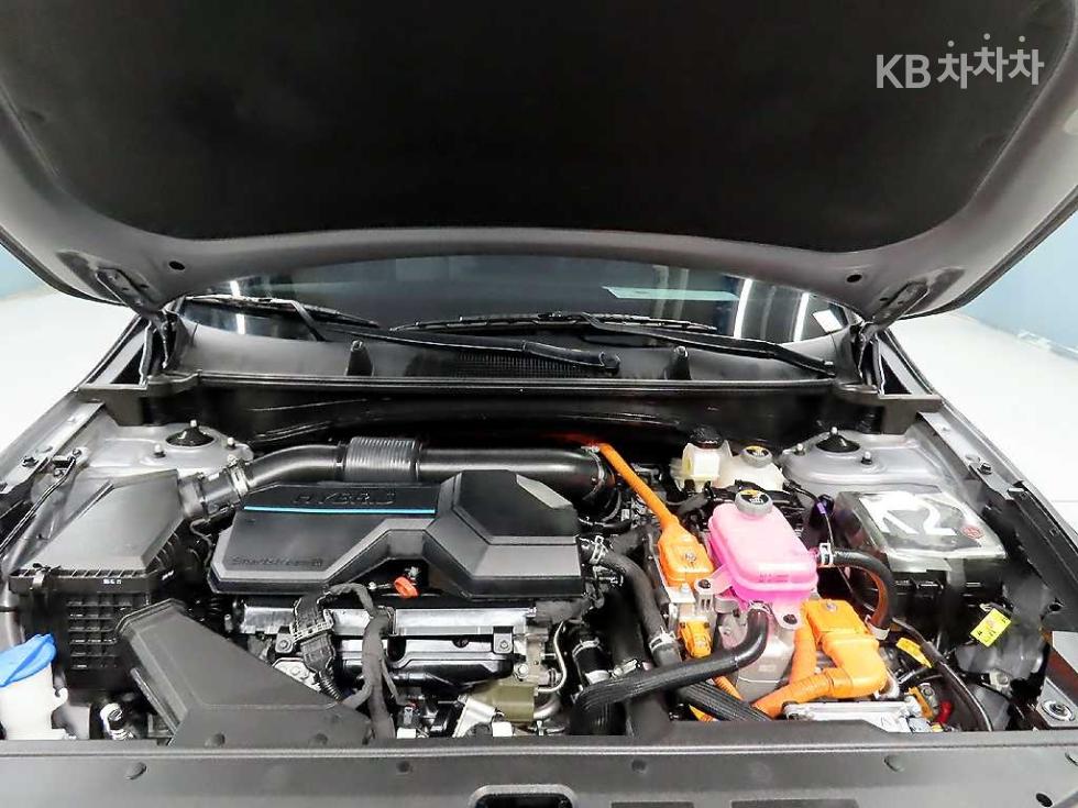 2023 - kia sportage