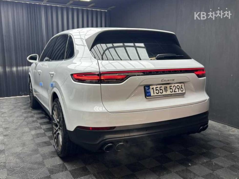 2022 Porsche (9Y0) photo