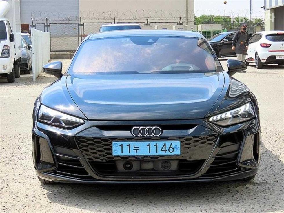 아우디 e-tron GT Quattro Premium