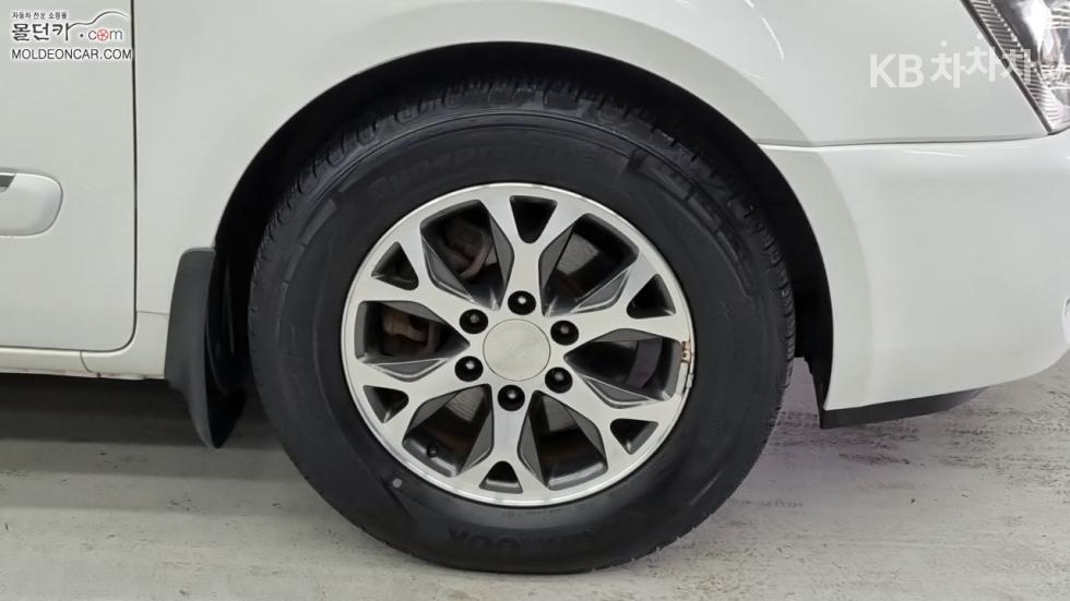 2014 - kia carnival