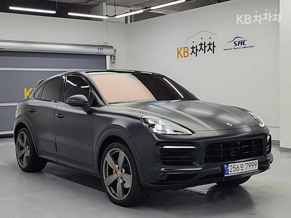 2023 Porsche (9Y0) photo