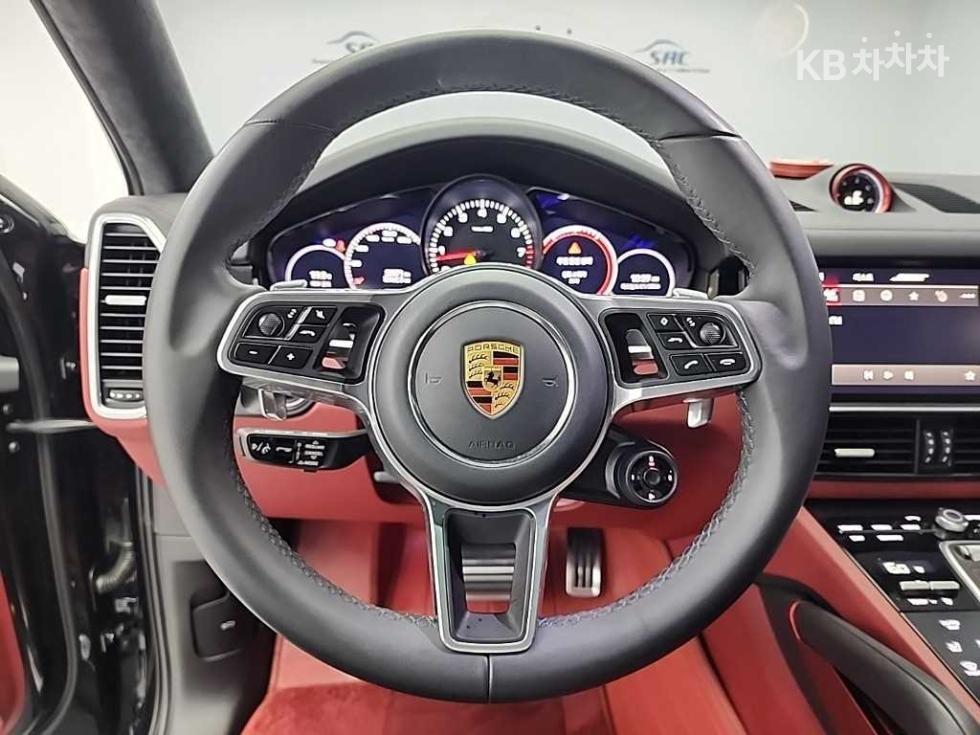 2023 Porsche (9Y0) photo