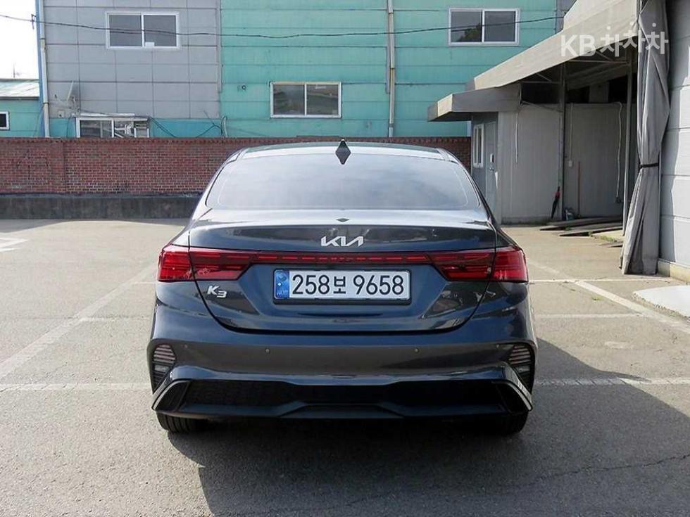 2022 - kia k3