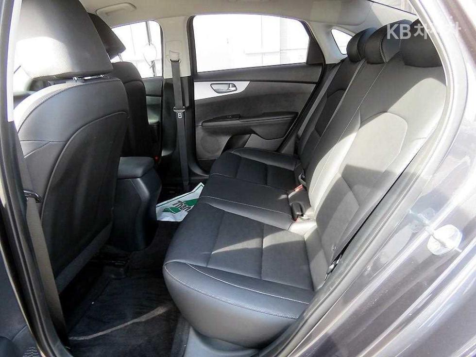 2022 - kia k3