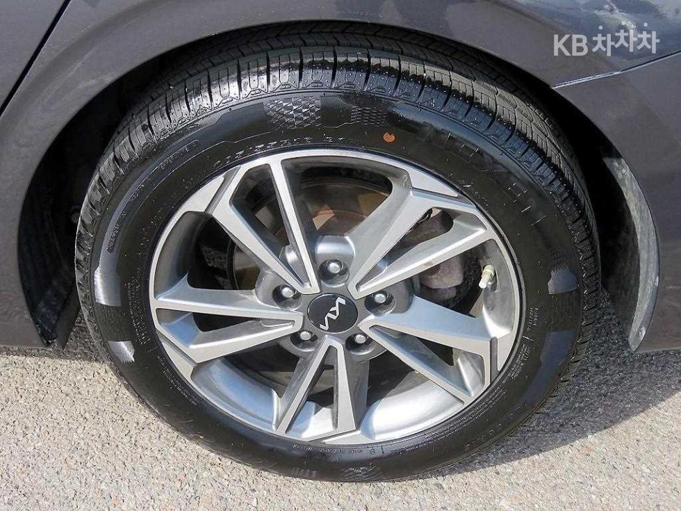 2022 - kia k3