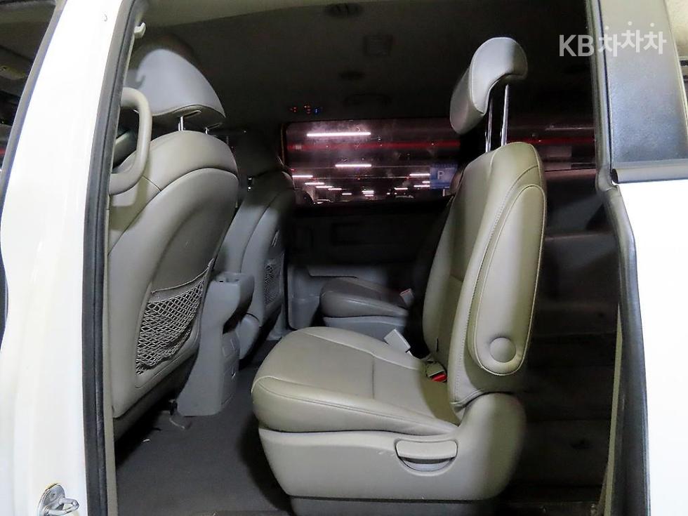 2015 - kia carnival