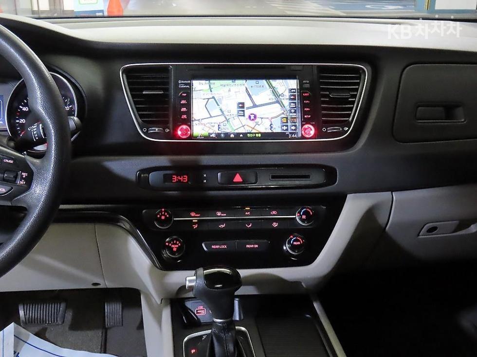 2015 - kia carnival