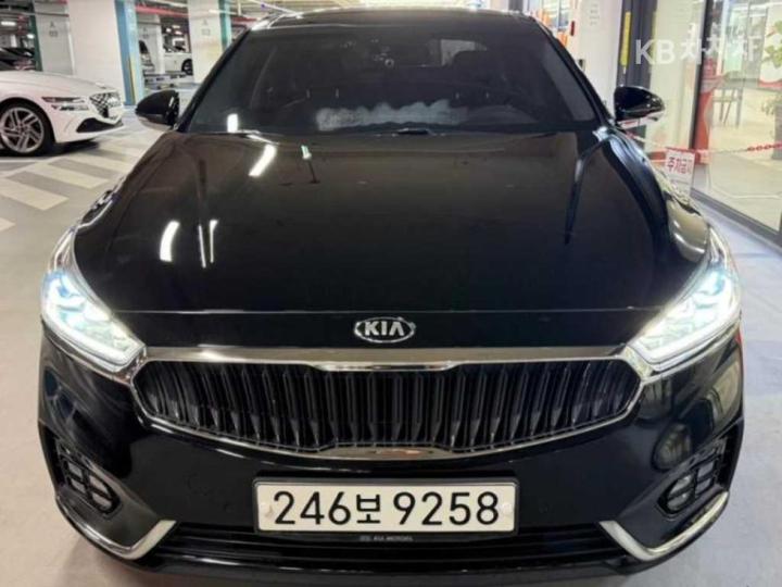 Kia K7 3.0 LPi Luxury 2