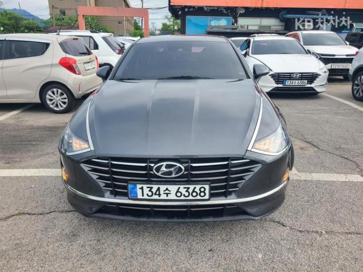 Hyundai Sonata 2.0 LPG 렌터카 — foto 1