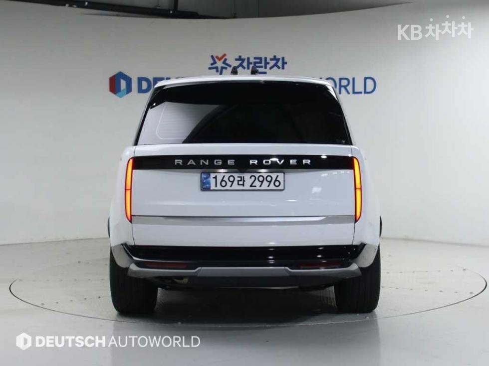 Land Rover Range Rover — miniaturë 4