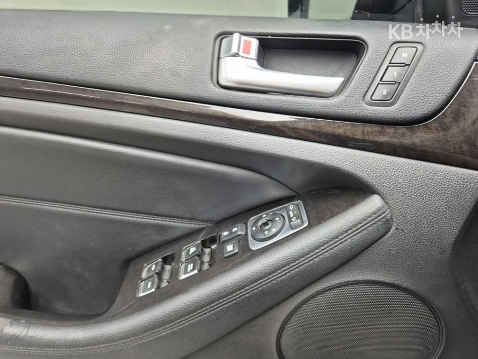 2013 - kia k7