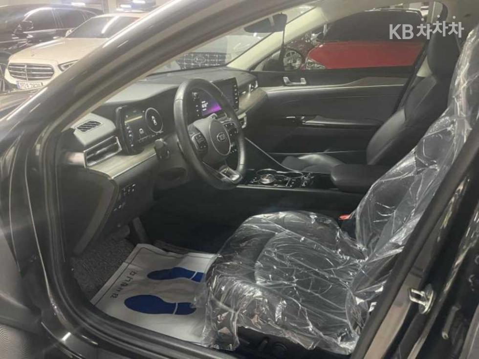 2021 - kia k5