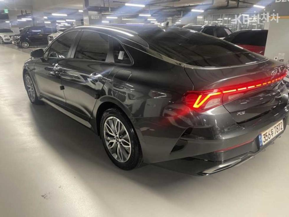 2021 - kia k5
