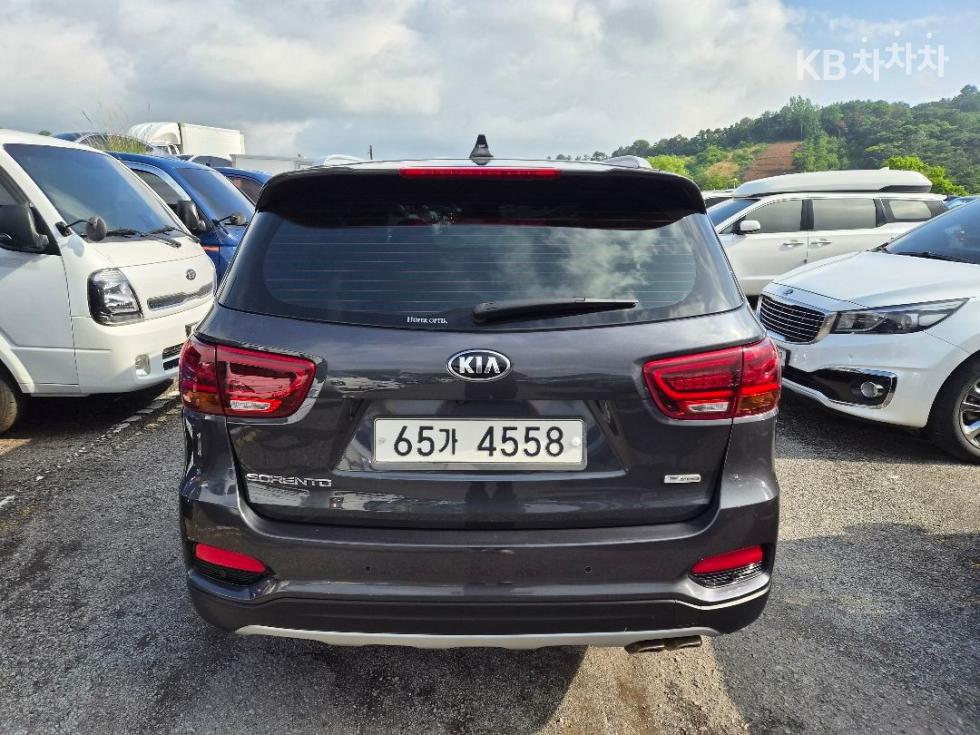 2018 - kia sorento