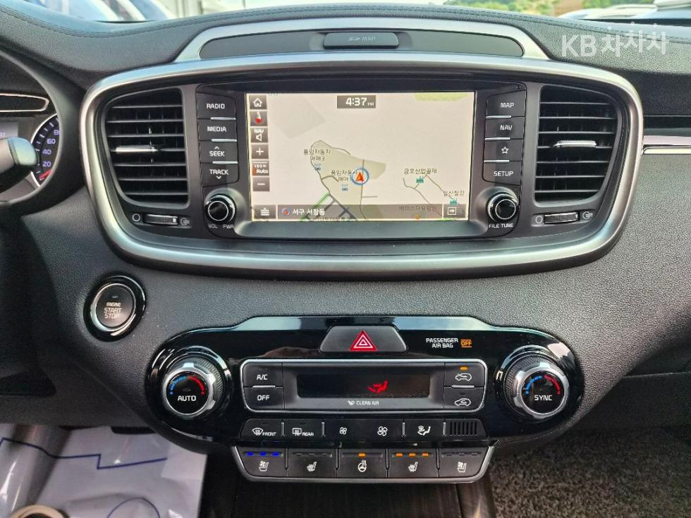 2018 - kia sorento