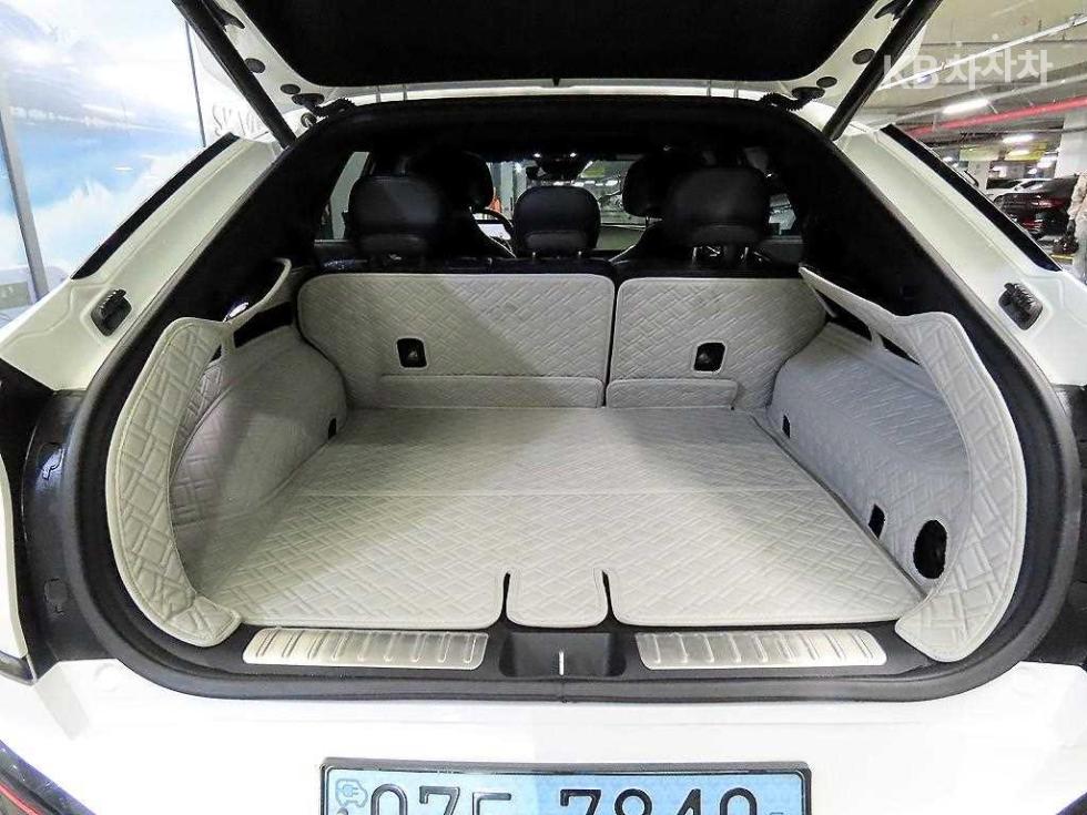 2022 - kia ev6