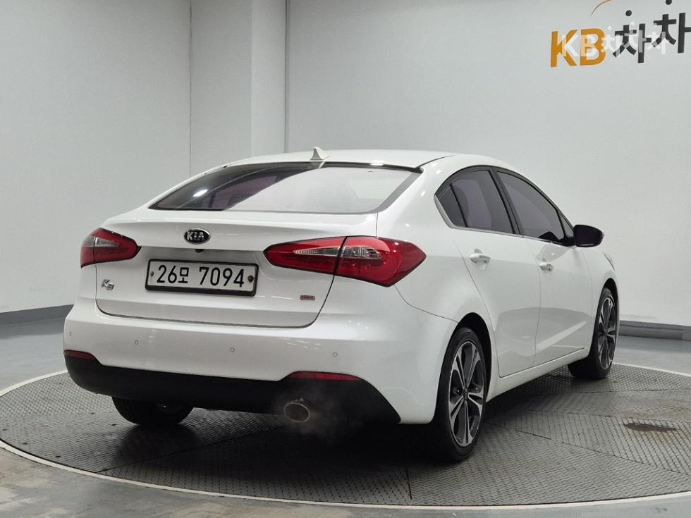 2013 - kia k3