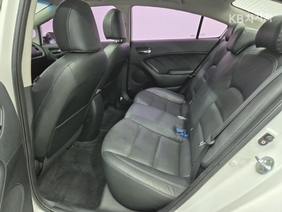 2013 - kia k3