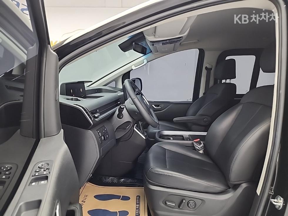 Hyundai Staria — miniaturë 11
