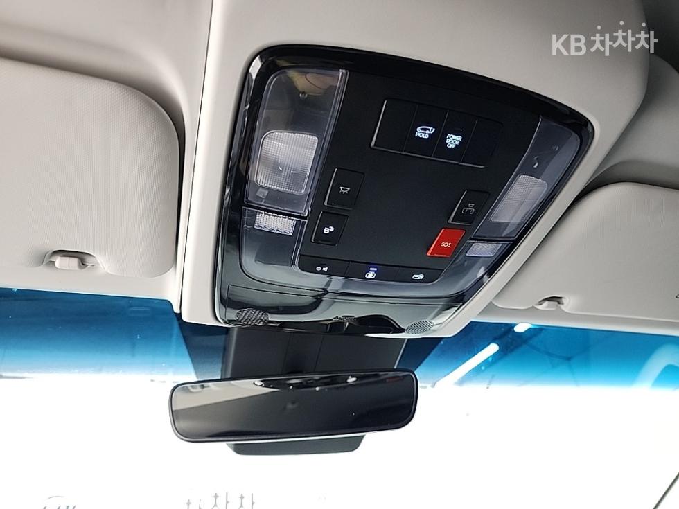 Hyundai Staria — miniaturë 15