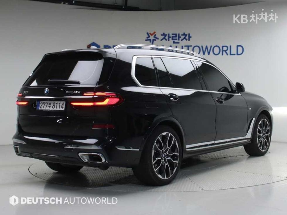 BMW X7 — miniaturë 2