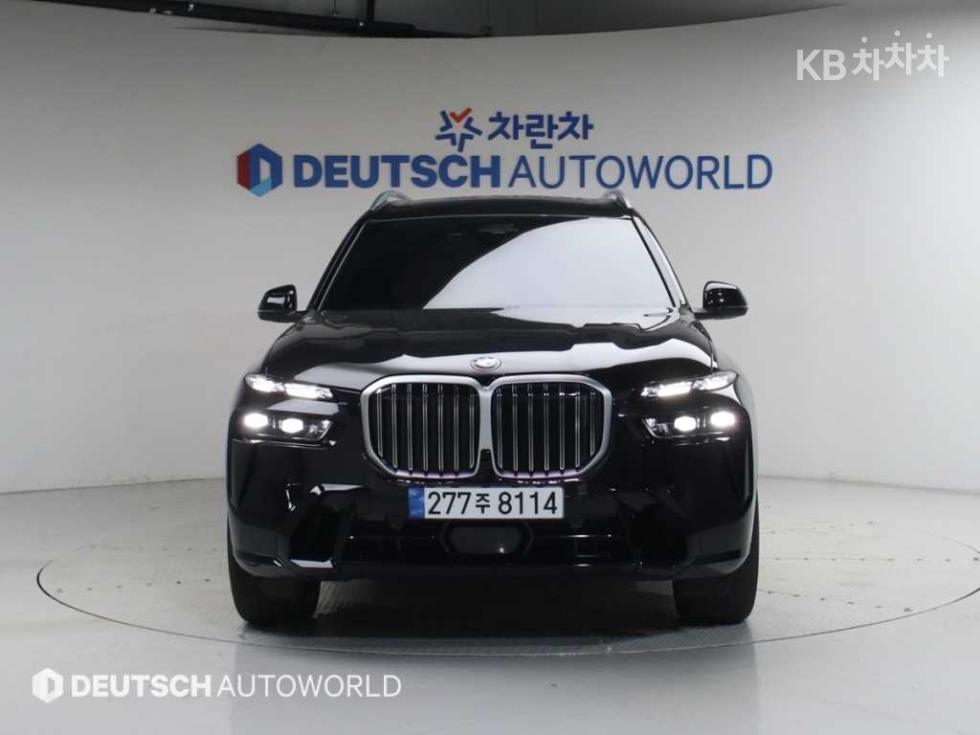 BMW X7 — miniaturë 3