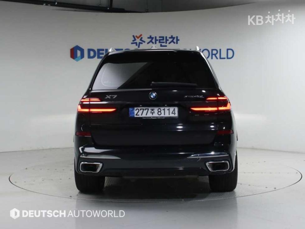 BMW X7 — miniaturë 4