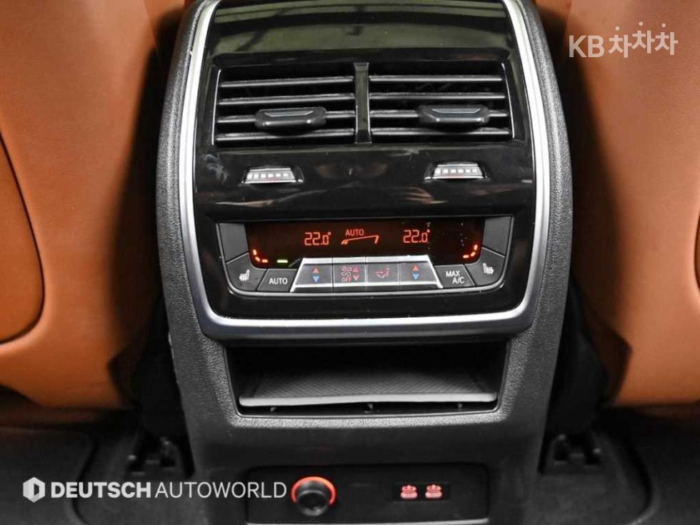 BMW X7 — miniaturë 16