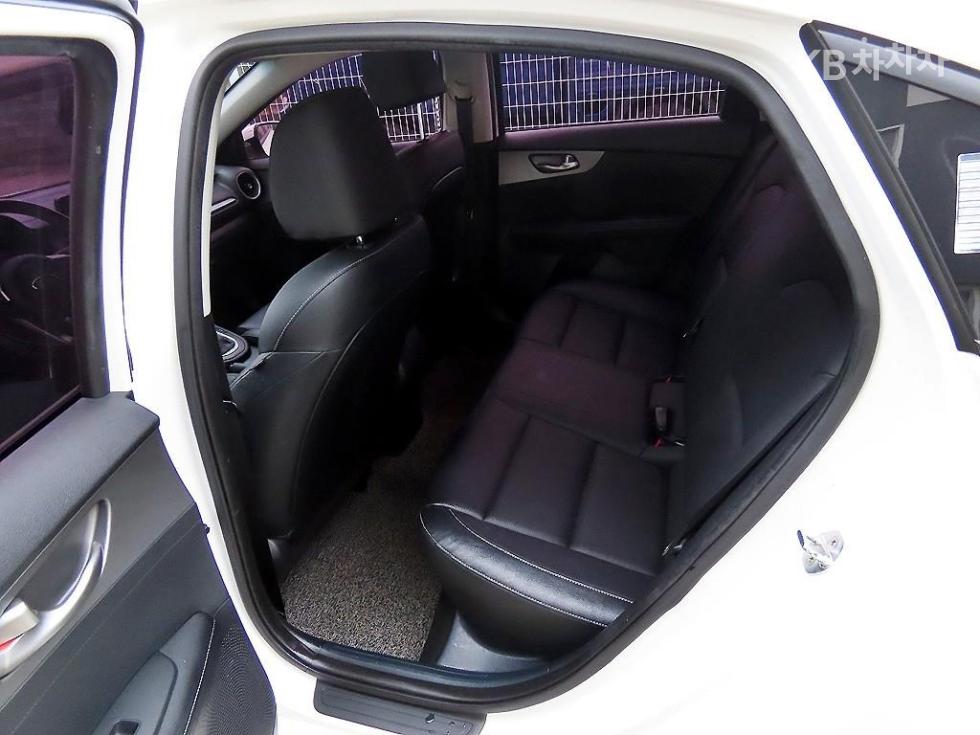 2019 - kia k3