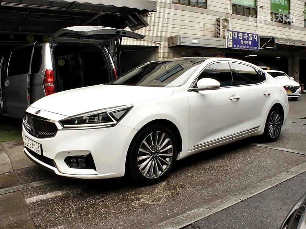 2018 - kia k7