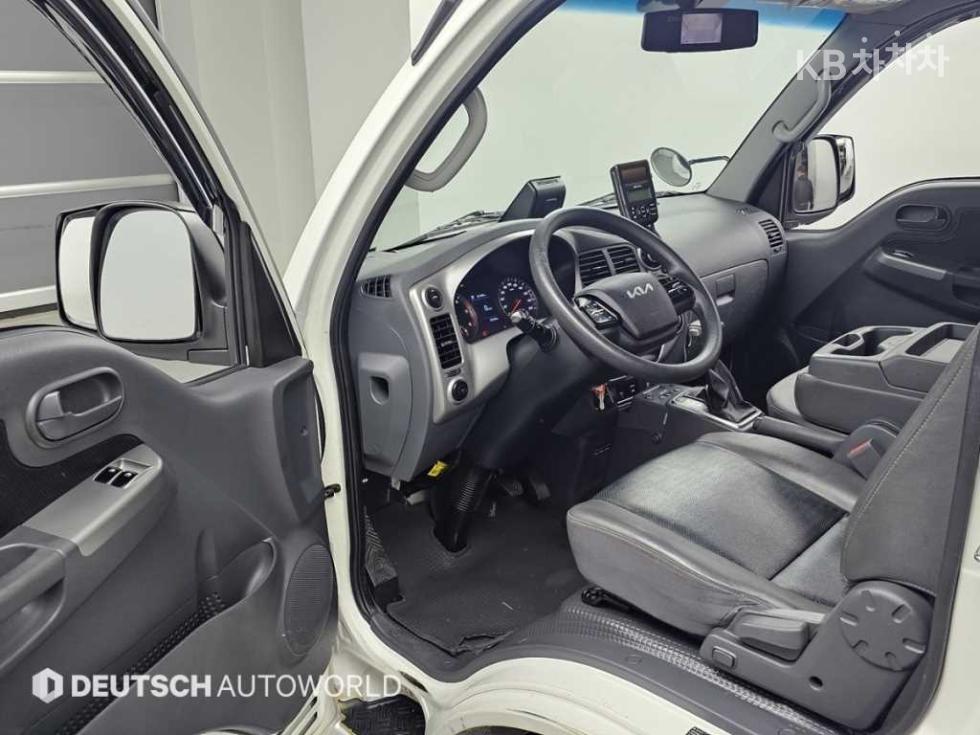 2022 - kia bongo iii
