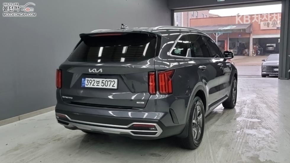 2023 - kia sorento