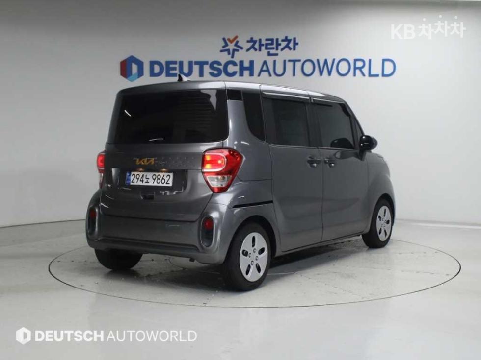 2022 - kia ray