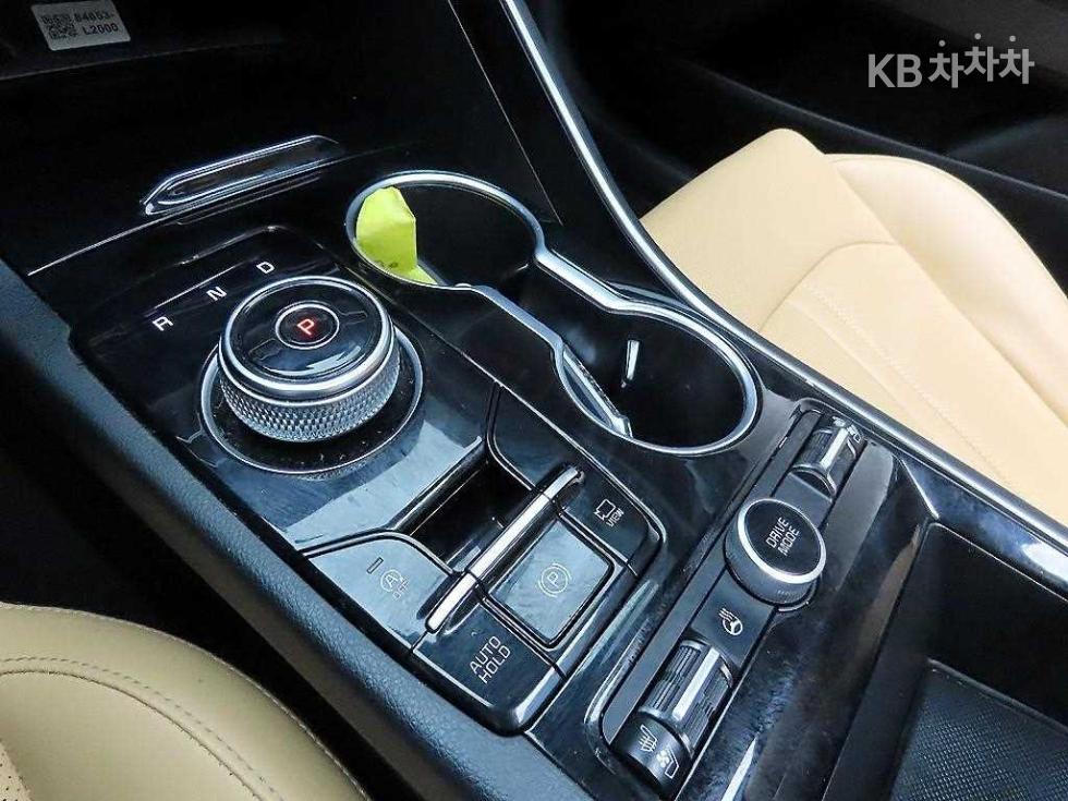 2021 - kia k5