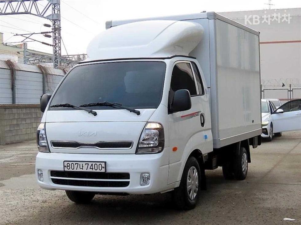 2024 - kia bongo iii