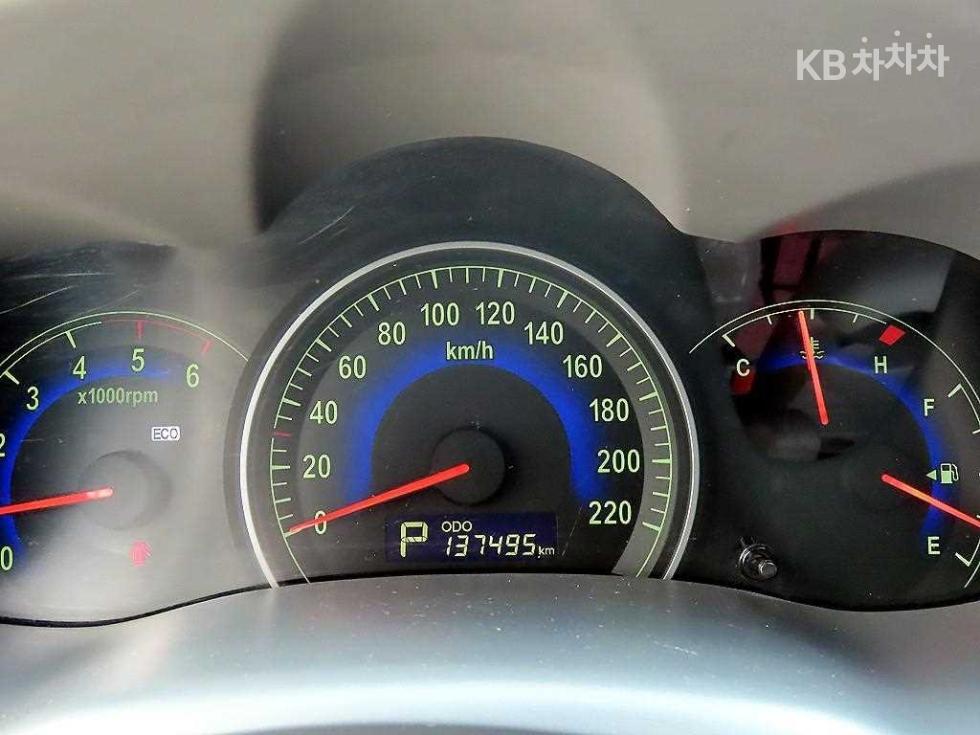 2011 - kia carnival