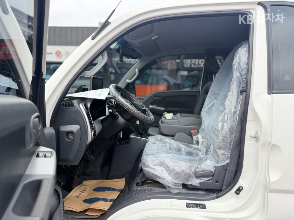 2023 - kia bongo iii