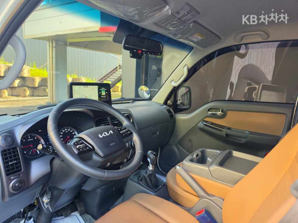2025 - kia bongo iii